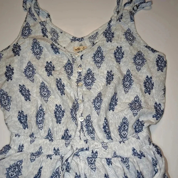 Hollister  romper xs - Picture 3 of 8